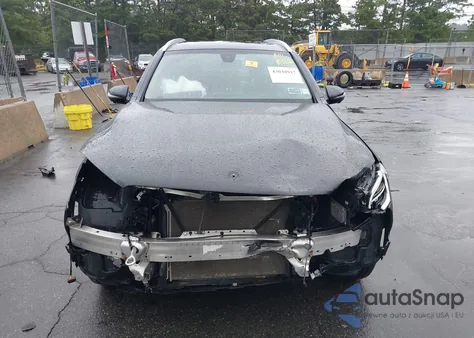 2021 Mercedes-Benz Glc 300 4Matic Suv z USA, uszkodzony, nr VIN W1N0G8EB7MV278982